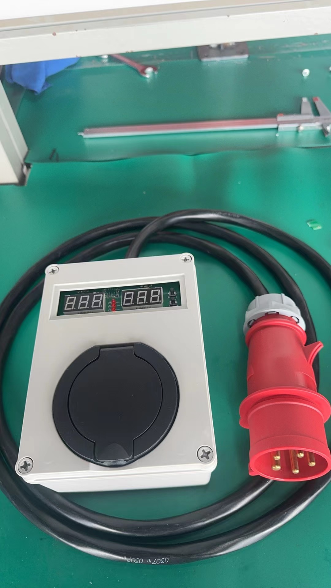 Yeni Mini 16A/32A Akıllı Uygul - Portable Ev Charger 32A Type 2 Cee Plug incelemesi ve fiyatı